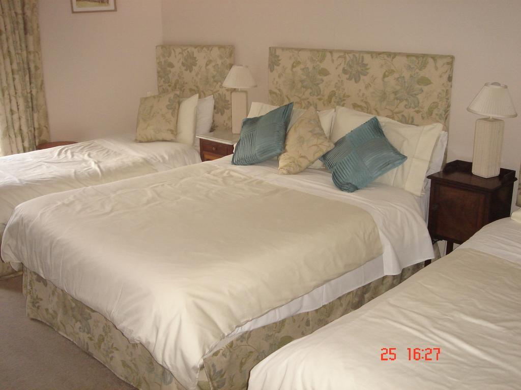 Bed and Breakfast Abbey House Томастаун Номер фото